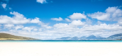 Isle of Harris landscape - beautiful endless sandy beach and turquoise ocean